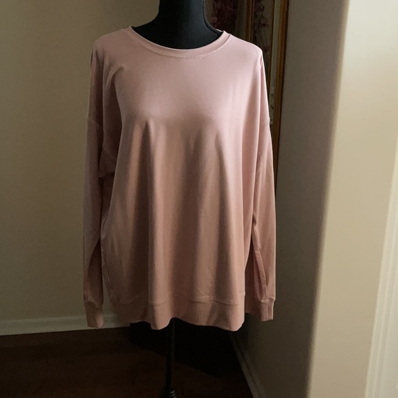 Karen Kane Long Sleeve Rayon Blend Pullover - Picture 1 of 8